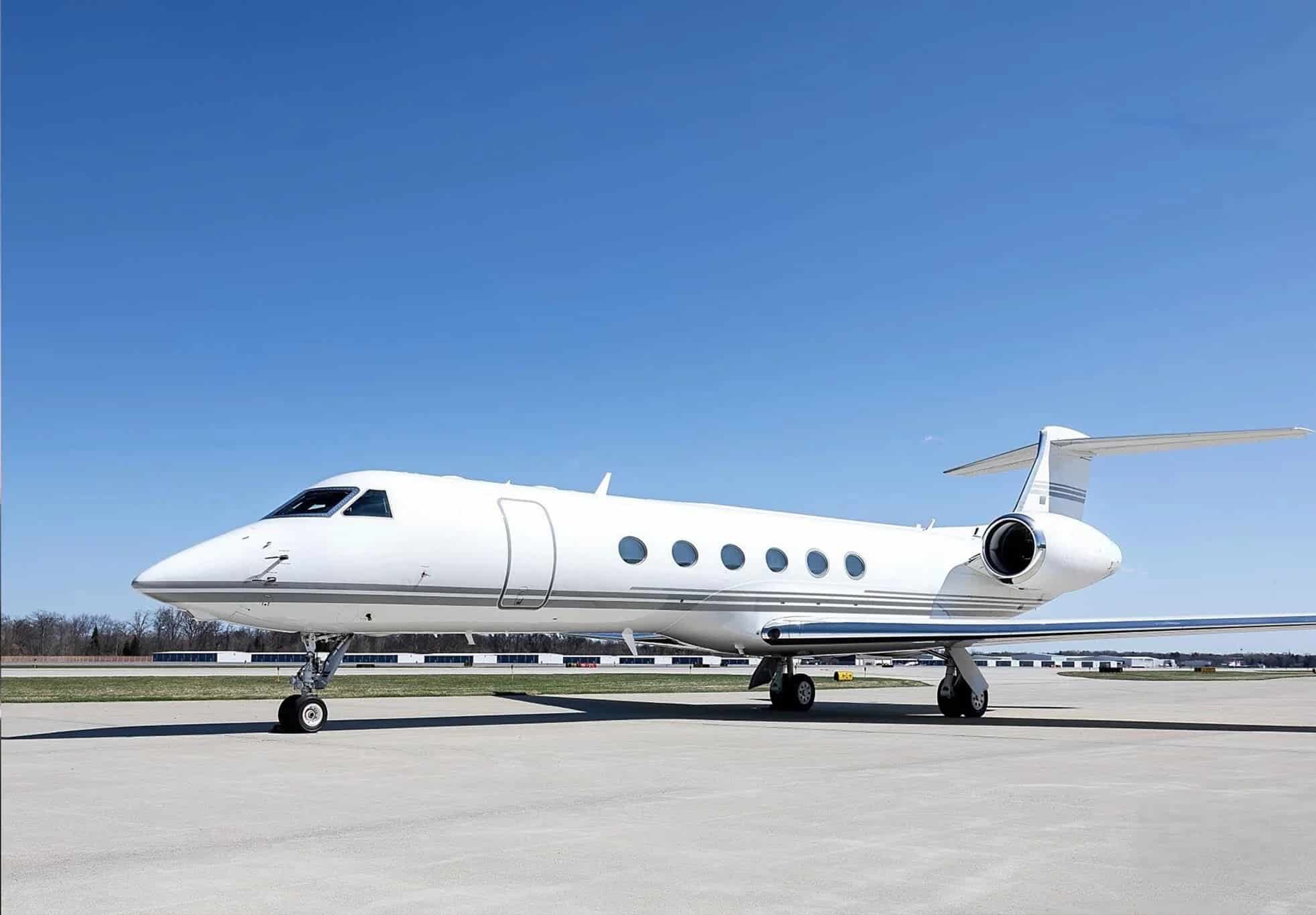 Derby Week Jet